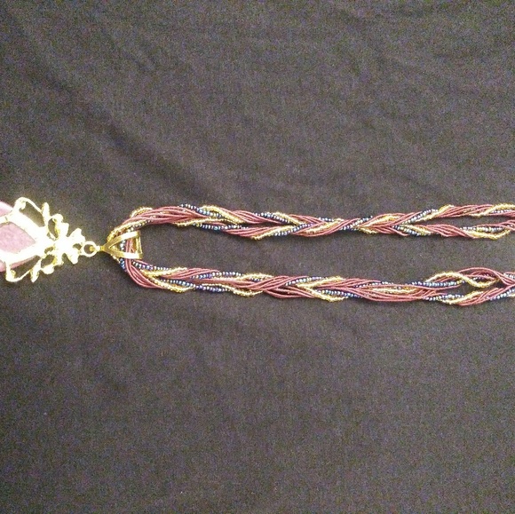 Woman - Picture 2 of 3